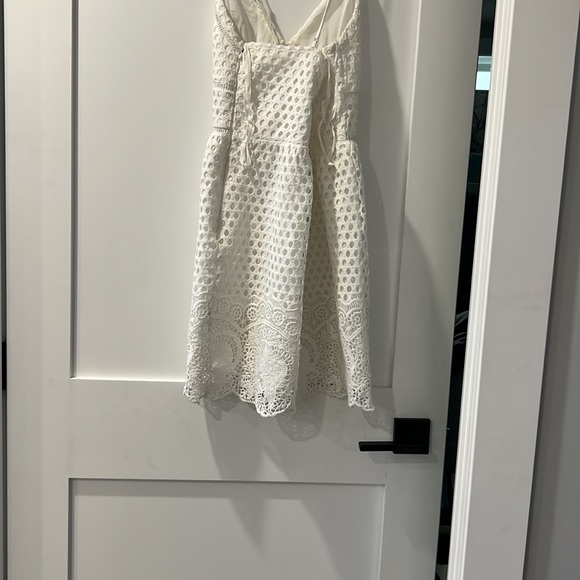 White Abercrombie dress - Picture 4 of 4